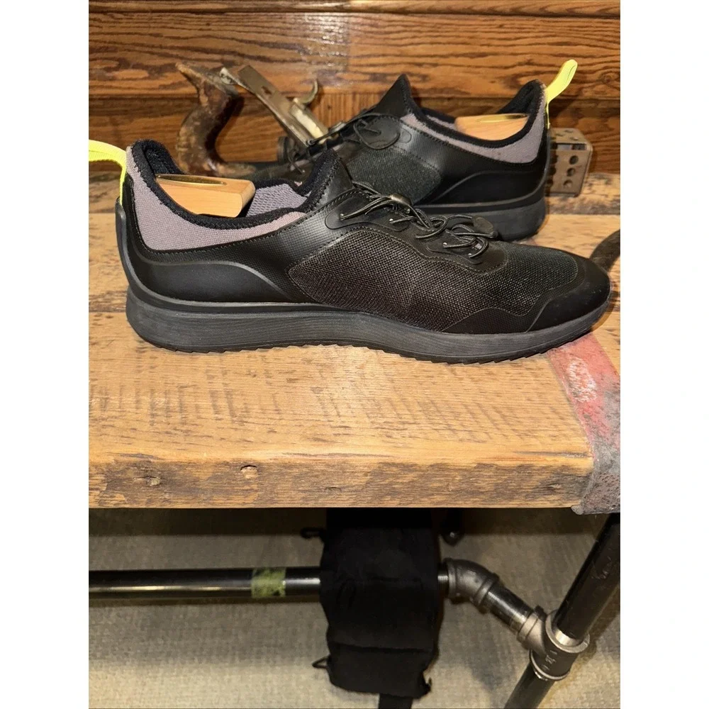 Swims‎ Ocean Runner Black Green Sneakers Men's Size 13 US